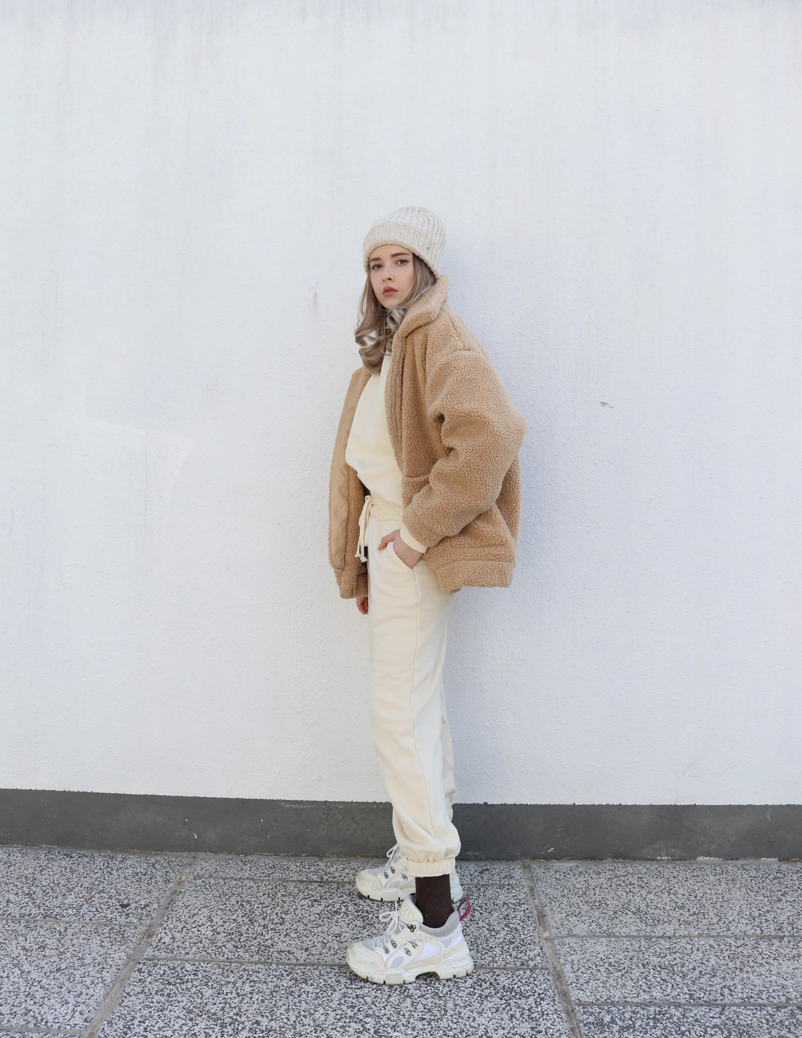 Loose-fit White Joggers