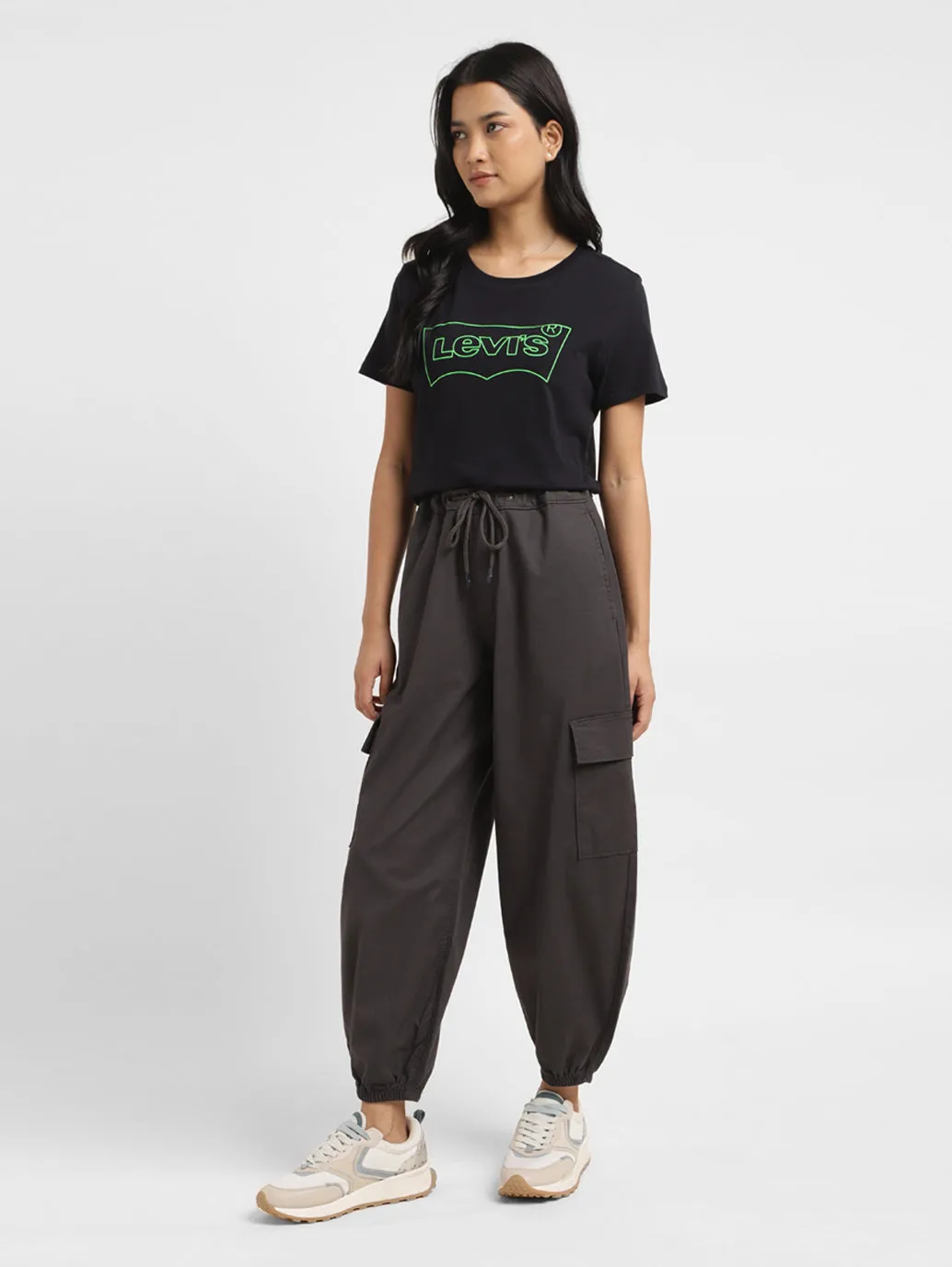 Women's High Rise Black Loose Tapered Fit Trousers
